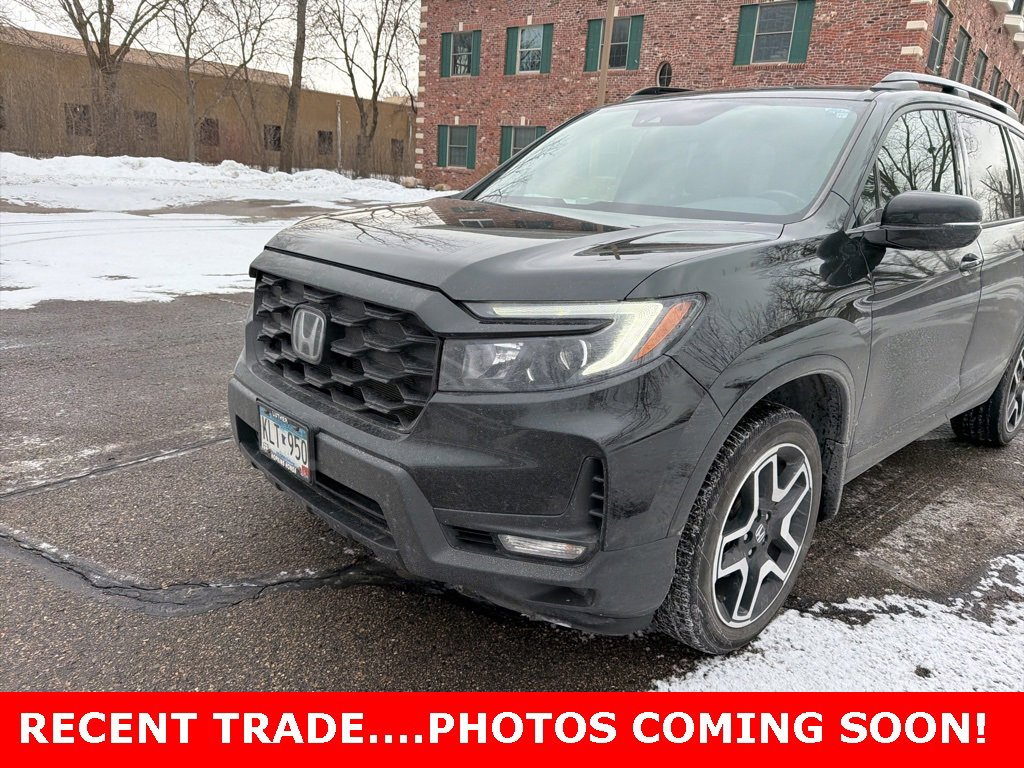 2023 Honda Passport Elite's photo