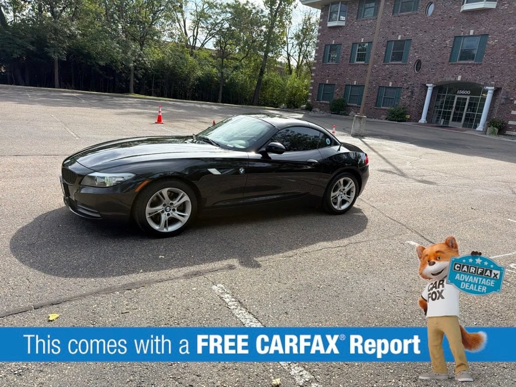 Used 2011 BMW Z4 sDrive35i with VIN WBALM7C59BE384090 for sale in Wayzata, Minnesota