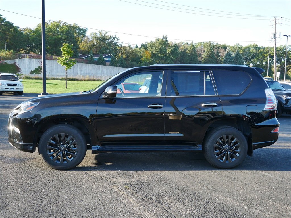 2023 Lexus GX 460 Premium photo 3