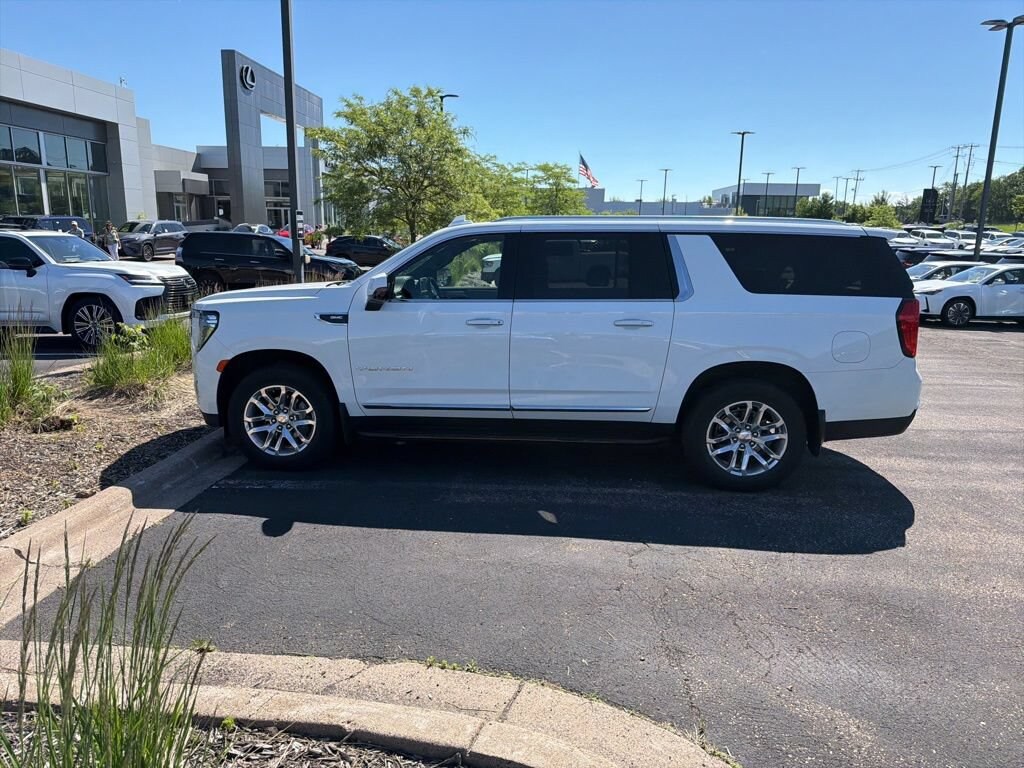 Used 2024 GMC Yukon XL SLT SUV