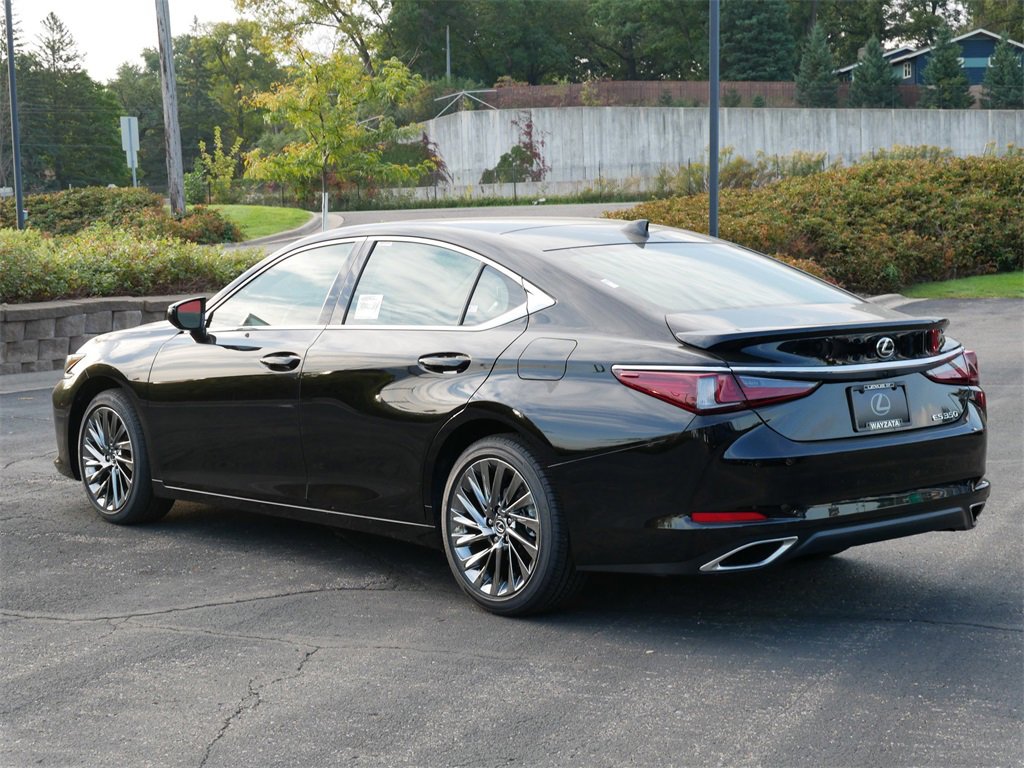 2025 Lexus ES 350 Luxury photo 3