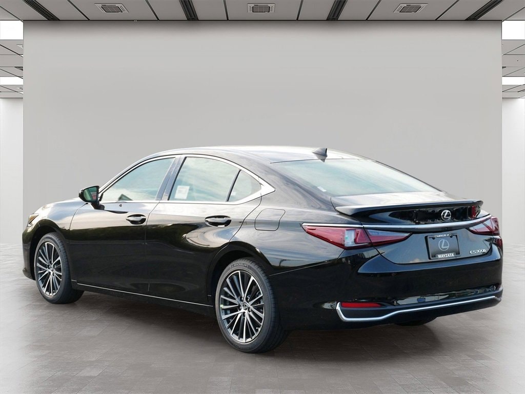 New 2025 Lexus ES 300h  SEDAN