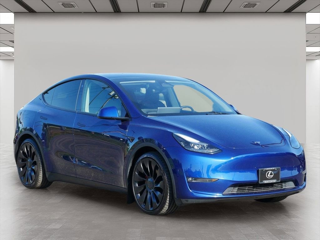 2022 Tesla Model Y Performance Dual Motor All-Wheel Drive's photo