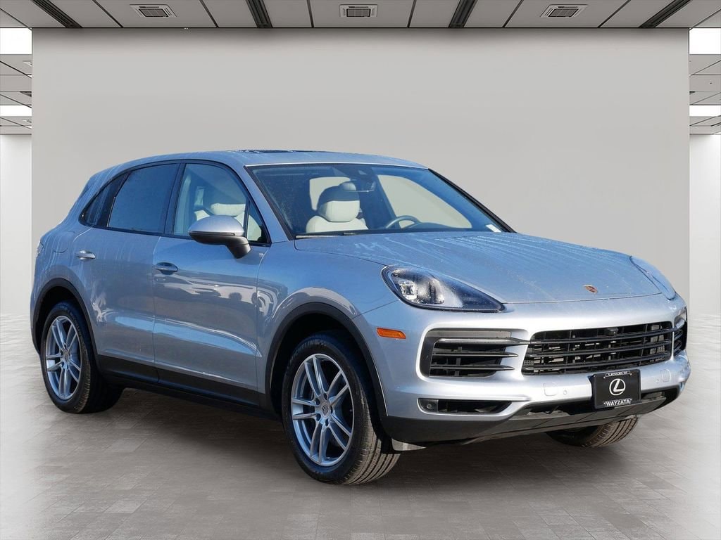 2022 Porsche Cayenne -'s photo