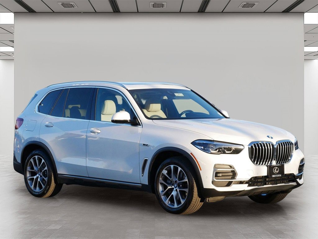 2022 BMW X5 45e
