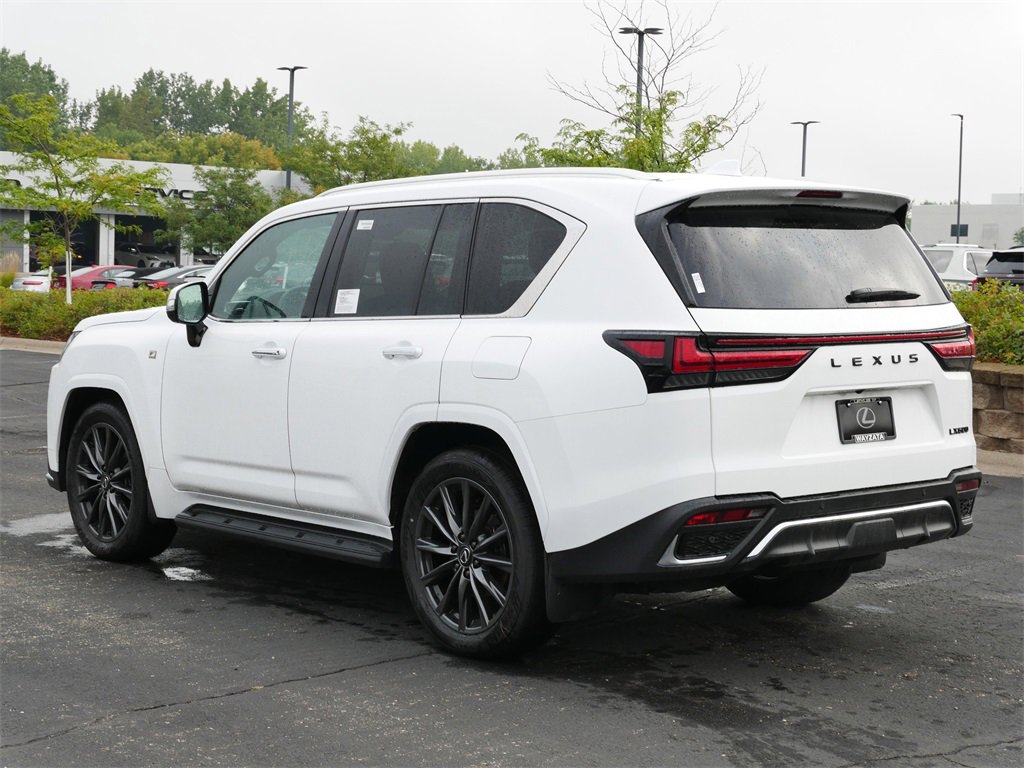 2025 Lexus LX 600 F SPORT Handling photo 3
