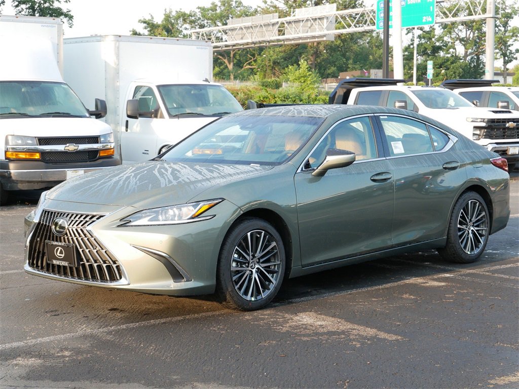 2025 Lexus ES 350 photo 2