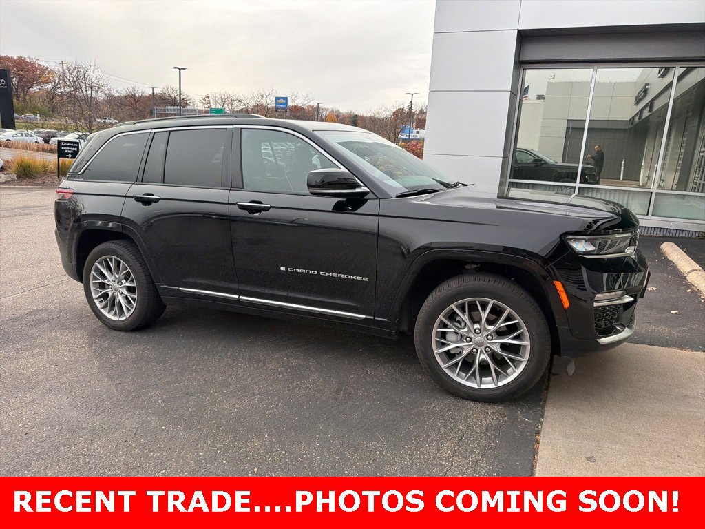 2024 Jeep Grand Cherokee Summit photo 2