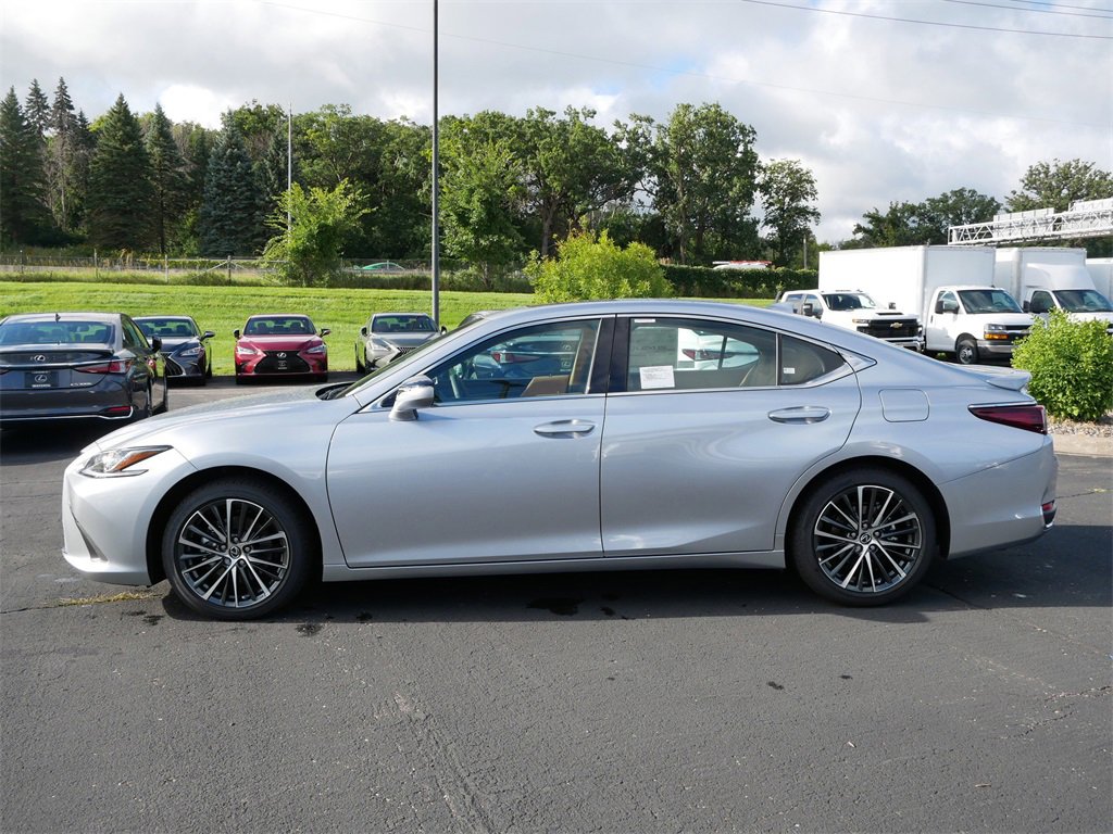 2025 Lexus ES 300h Premium photo 3