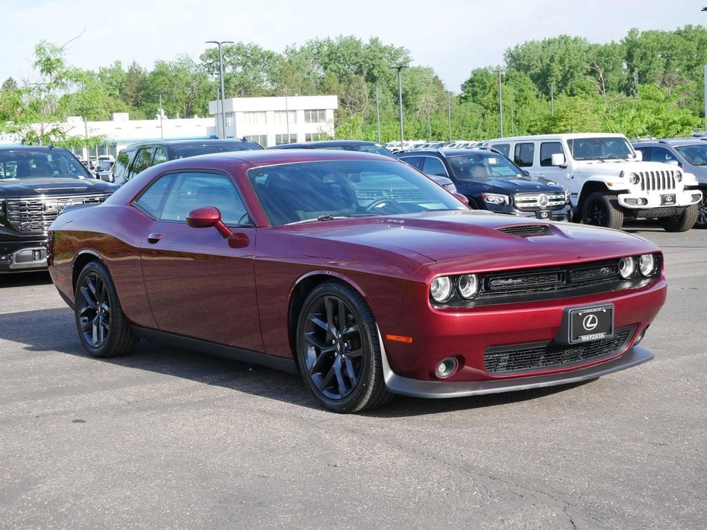 2019 Dodge Challenger R/T's photo