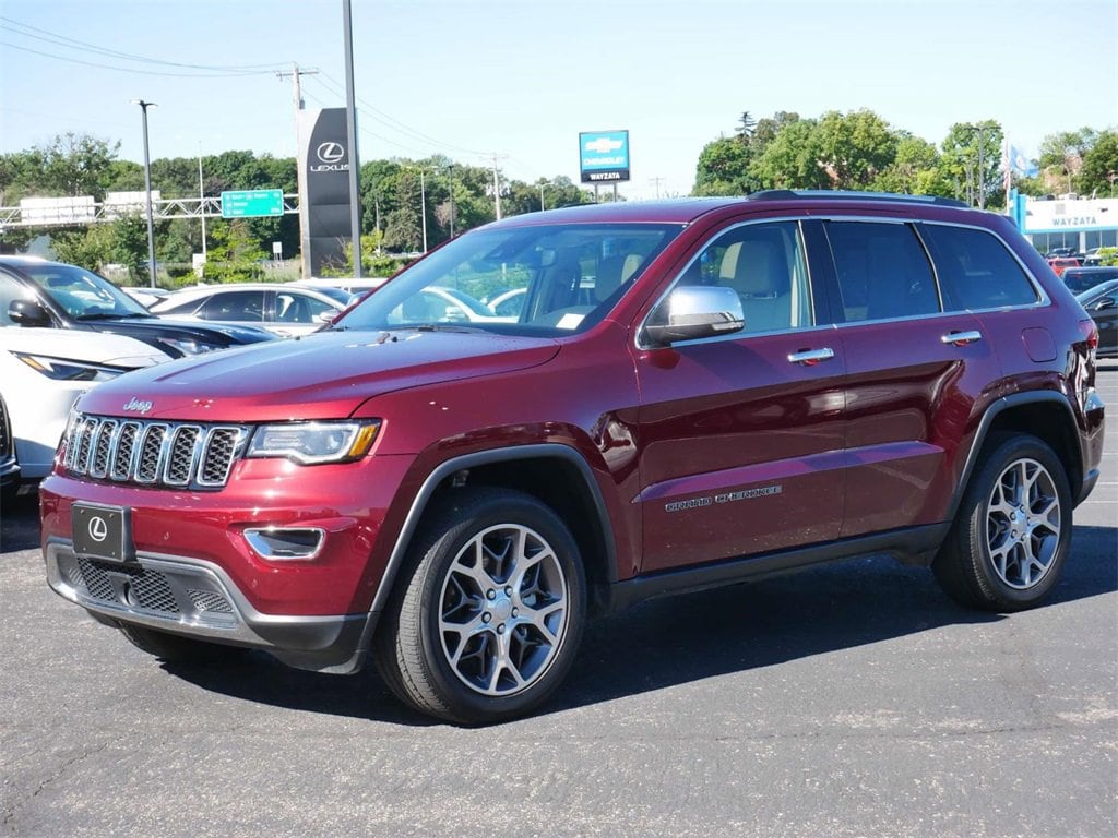 Used 2021 Jeep Grand Cherokee Limited with VIN 1C4RJFBG1MC709347 for sale in Wayzata, MN