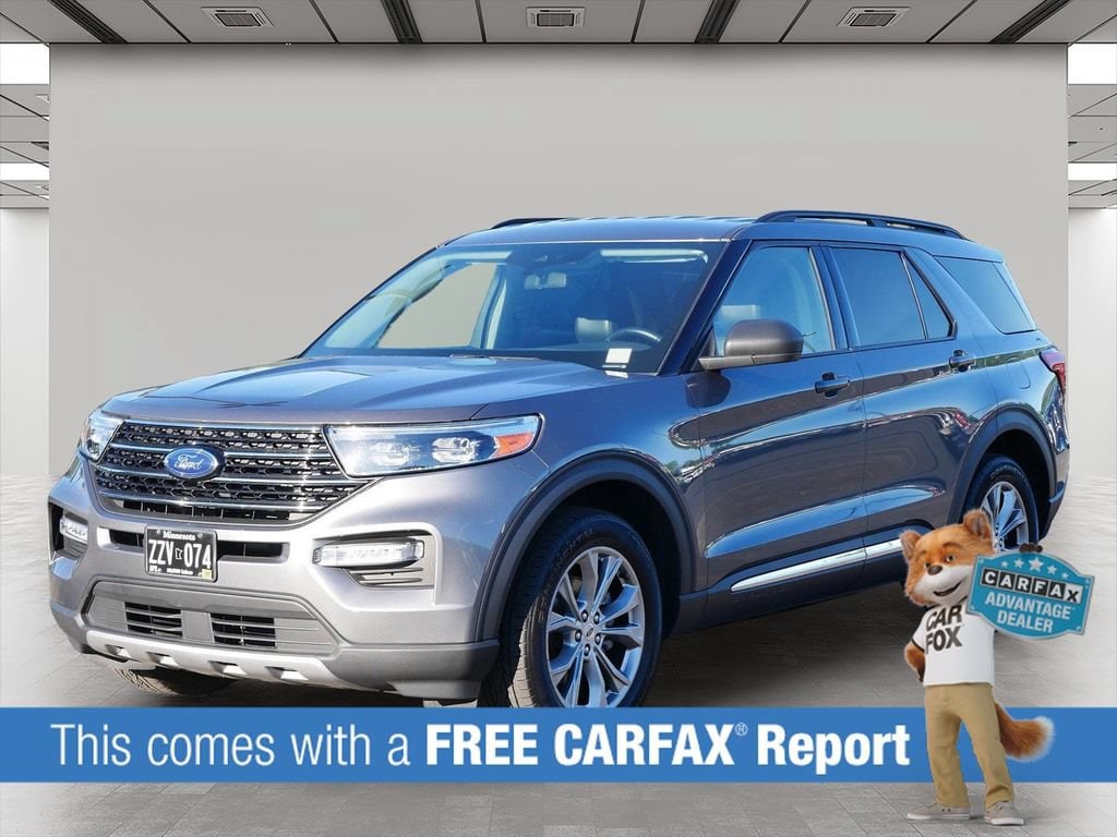 Used 2021 Ford Explorer XLT with VIN 1FMSK8DH1MGA70018 for sale in Wayzata, Minnesota