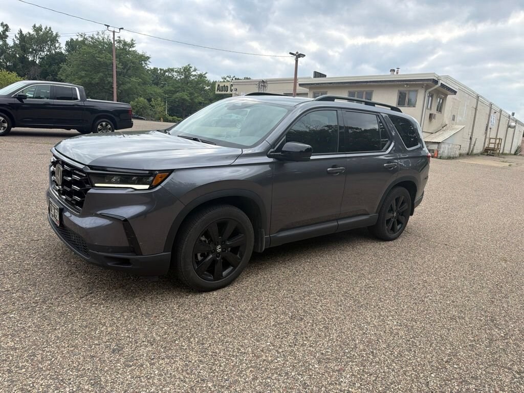 Used 2025 Honda Pilot Black Edition SUV