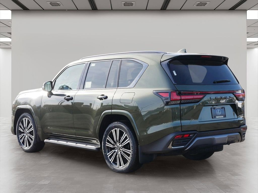 2026 Lexus LX 700h Luxury