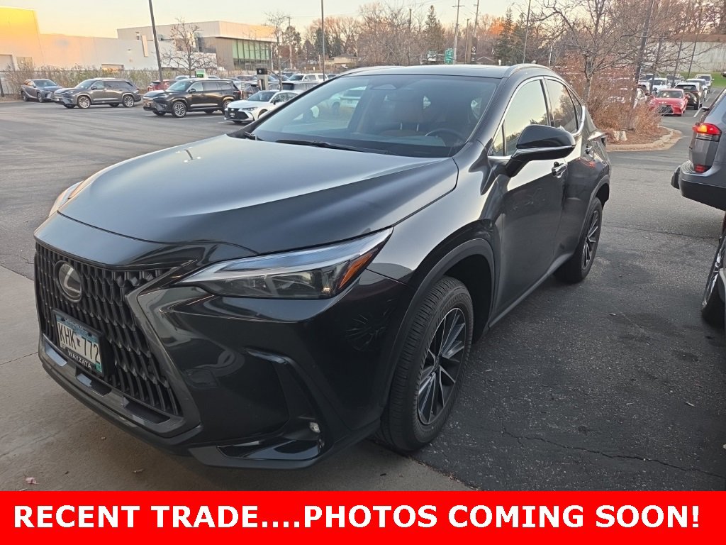 2023 Lexus NX 350's photo