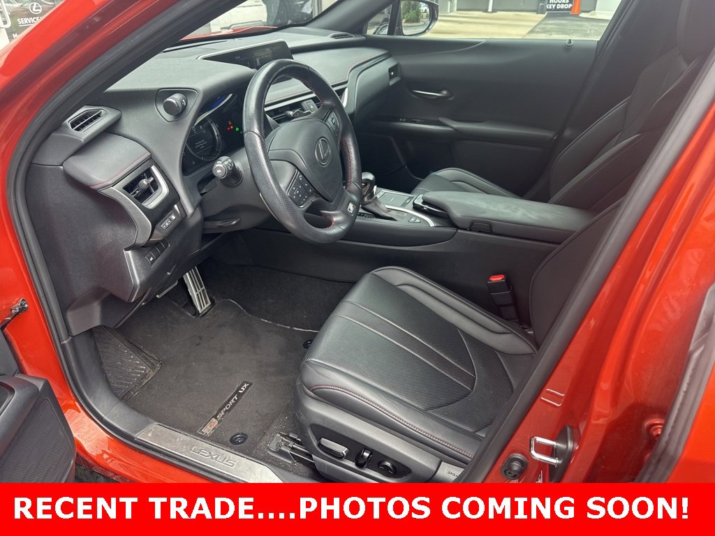 2021 Lexus UX 250h F SPORT photo 4