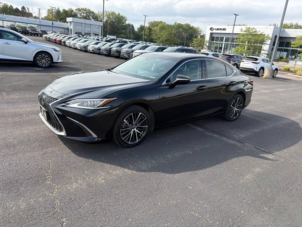 Certified 2024 Lexus ES 250 Luxury Sedan