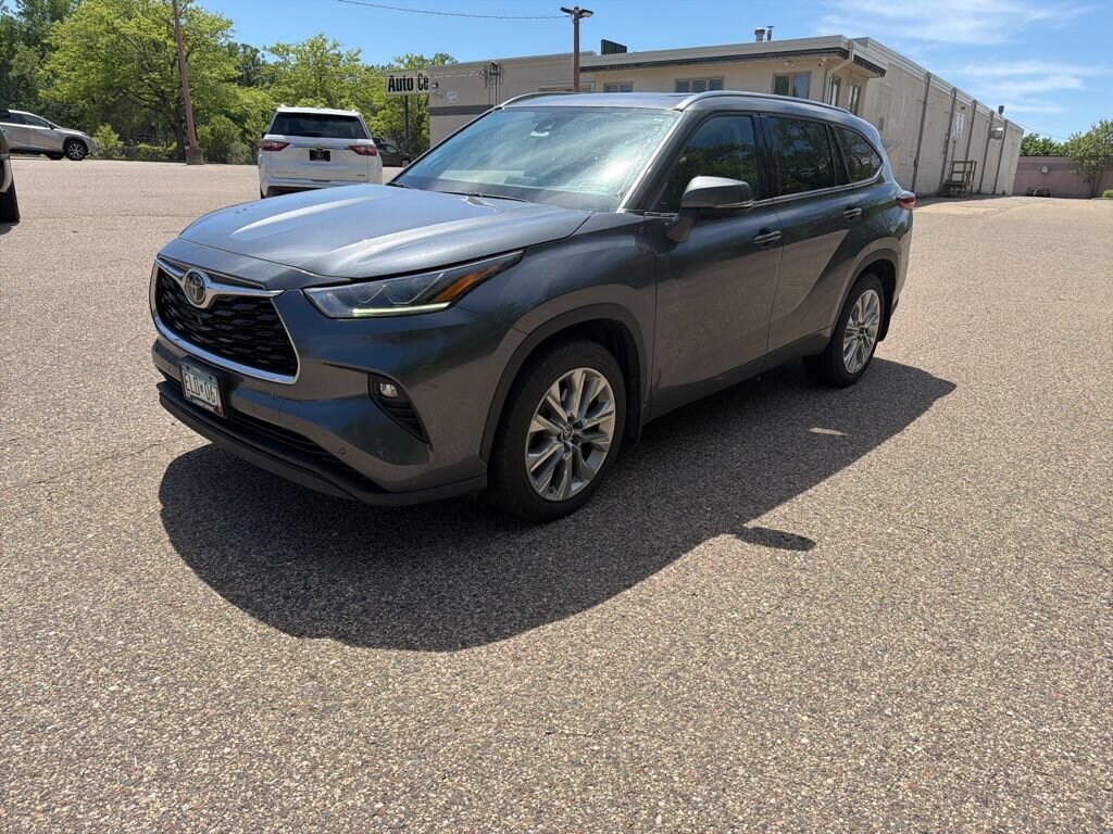 Used 2020 Toyota Highlander Limited SUV