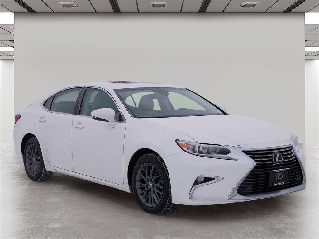 2018 Lexus ES 350's photo