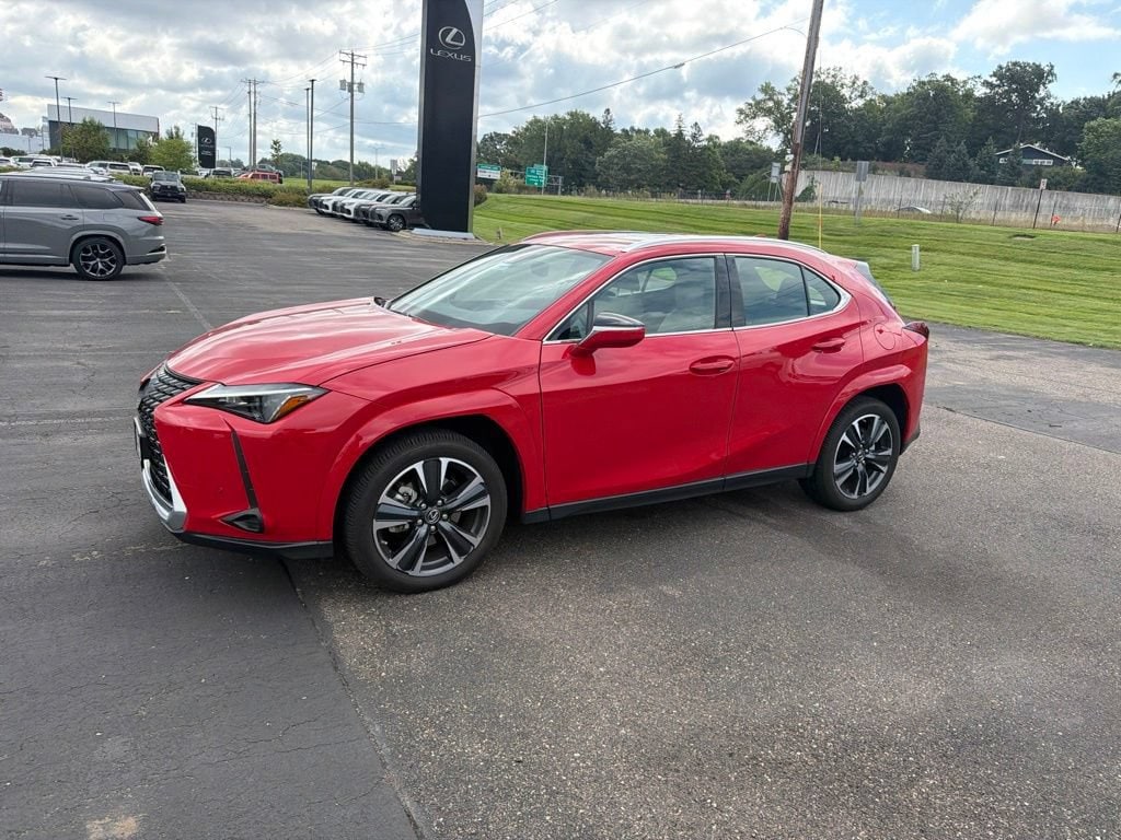 2024 Lexus UX 250h