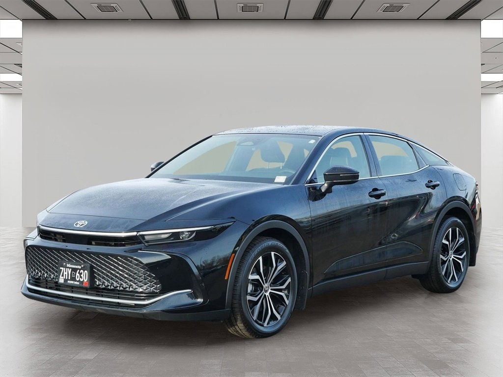 Used 2025 Toyota Crown XLE with VIN JTDAAAAF0S3035164 for sale in Wayzata, Minnesota