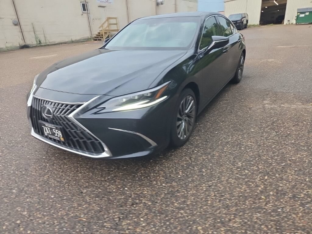 Used 2024 Lexus ES 300h Ultra Luxury Sedan