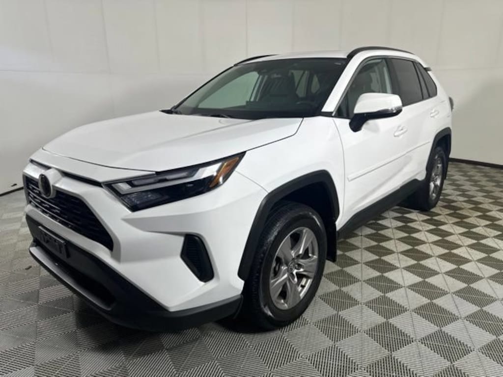 Used 2024 Toyota RAV4 XLE