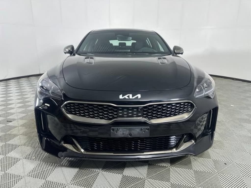 Used 2022 Kia Stinger GT2