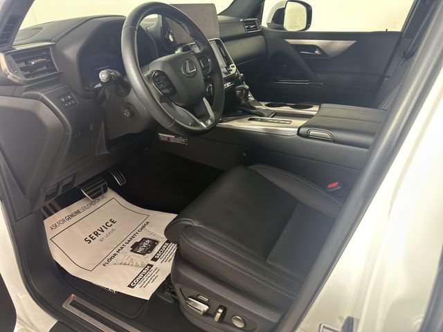 2024 Lexus LX F-Sport - Photo 10