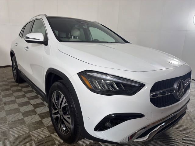 2025 Mercedes-Benz GLA GLA 250 4MATIC's photo