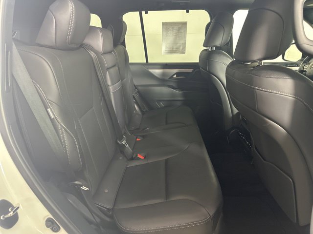 2024 Lexus LX F-Sport - Photo 21