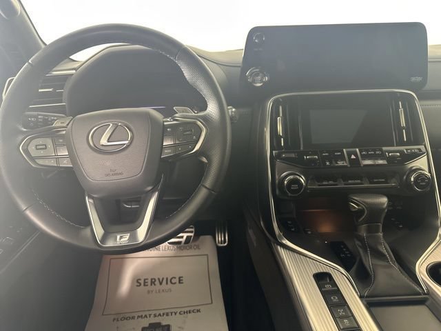 2024 Lexus LX F-Sport - Photo 13