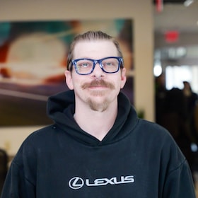 Staff member Dustin Shultz  from ID_b4c460