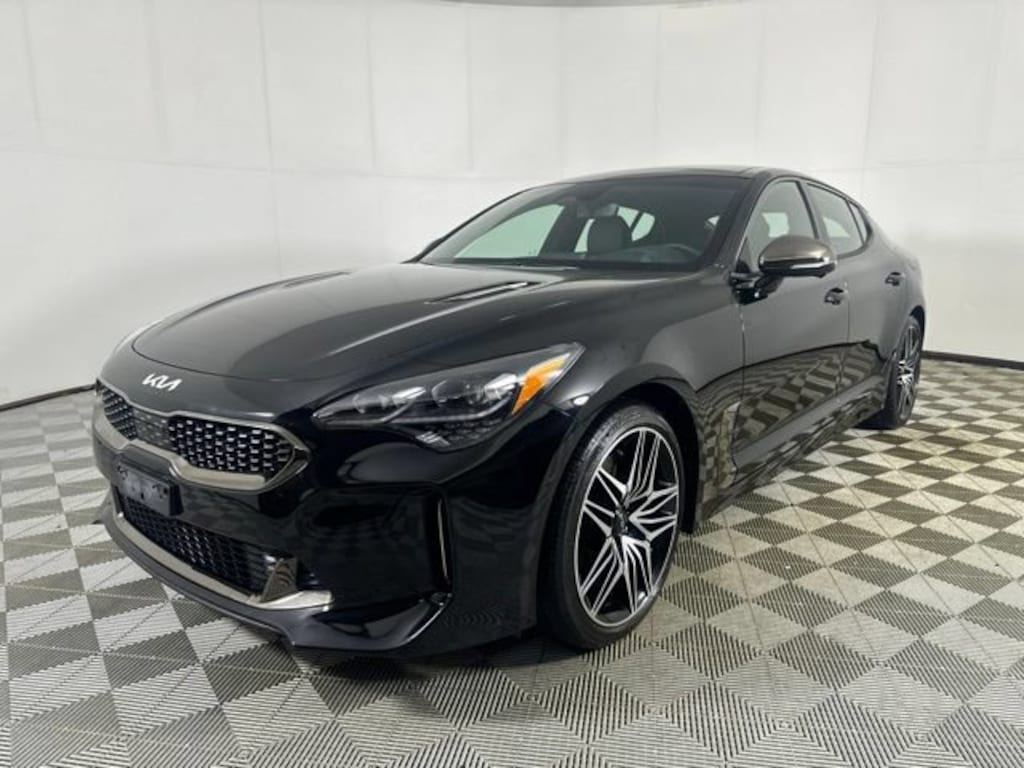 Used 2022 Kia Stinger GT2