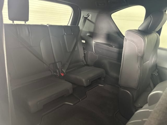 2024 Lexus LX F-Sport - Photo 17