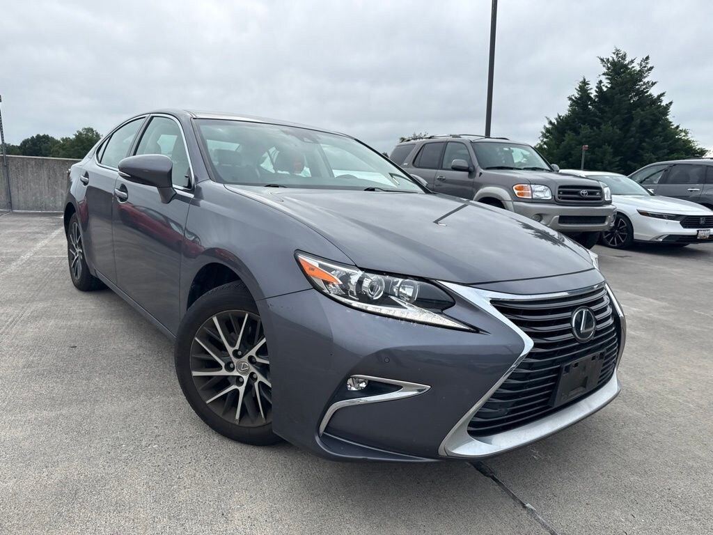 Used 2017 Lexus ES 350 Premium Sedan