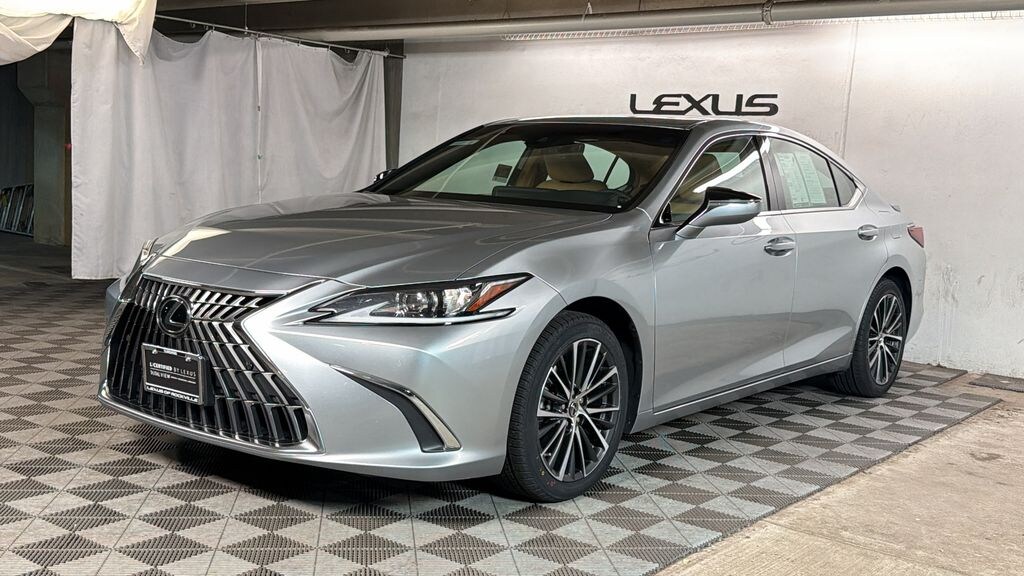 Certified 2022 Lexus ES 250 Sedan