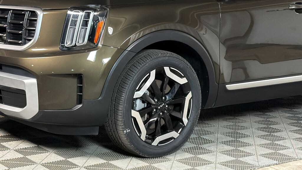 Used 2023 Kia Telluride S SUV