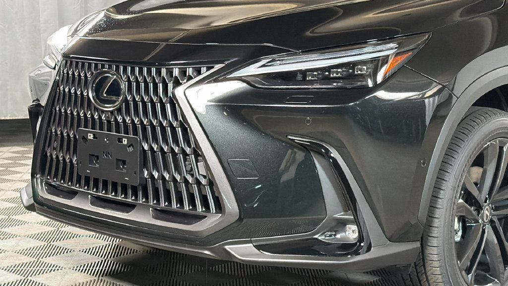 New 2026 Lexus NX Plug-IN Hybrid Electric Vehicle NX 450h+ Luxury AWD 5-DOOR SUV 4X4