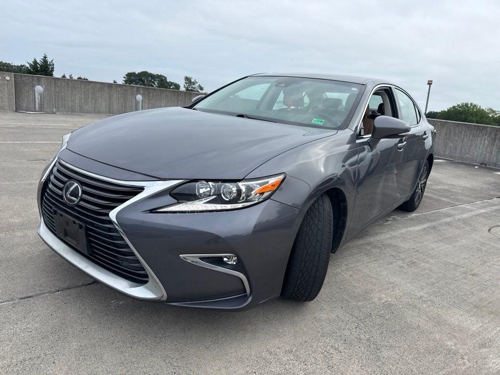 Used 2017 Lexus ES 350 Premium Sedan
