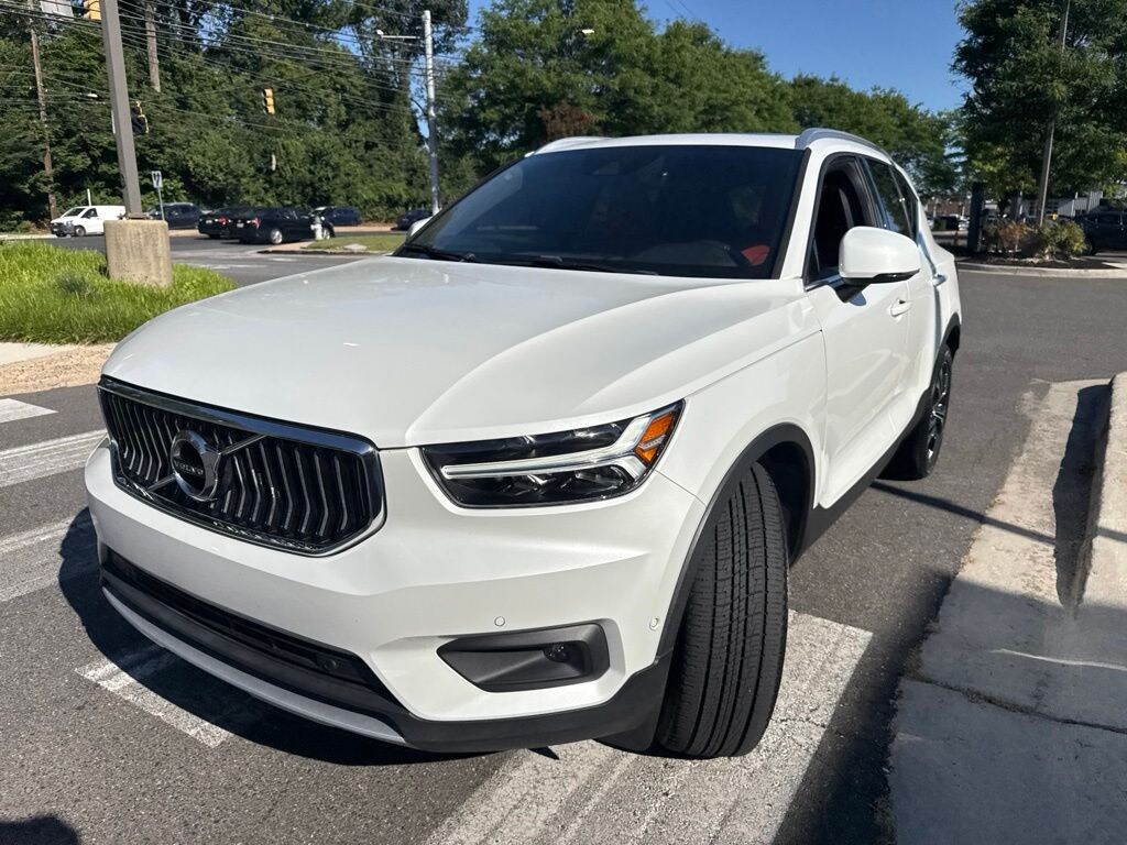Used 2019 Volvo XC40 T5 Inscription SUV