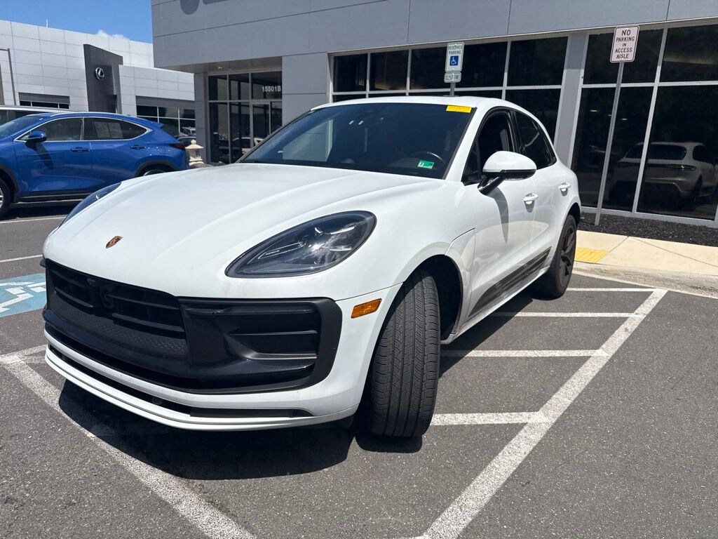 Used 2023 Porsche Macan T SUV