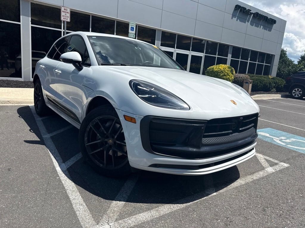Used 2023 Porsche Macan T SUV
