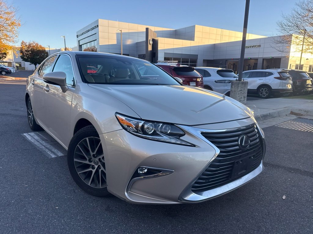 2017 Lexus ES
