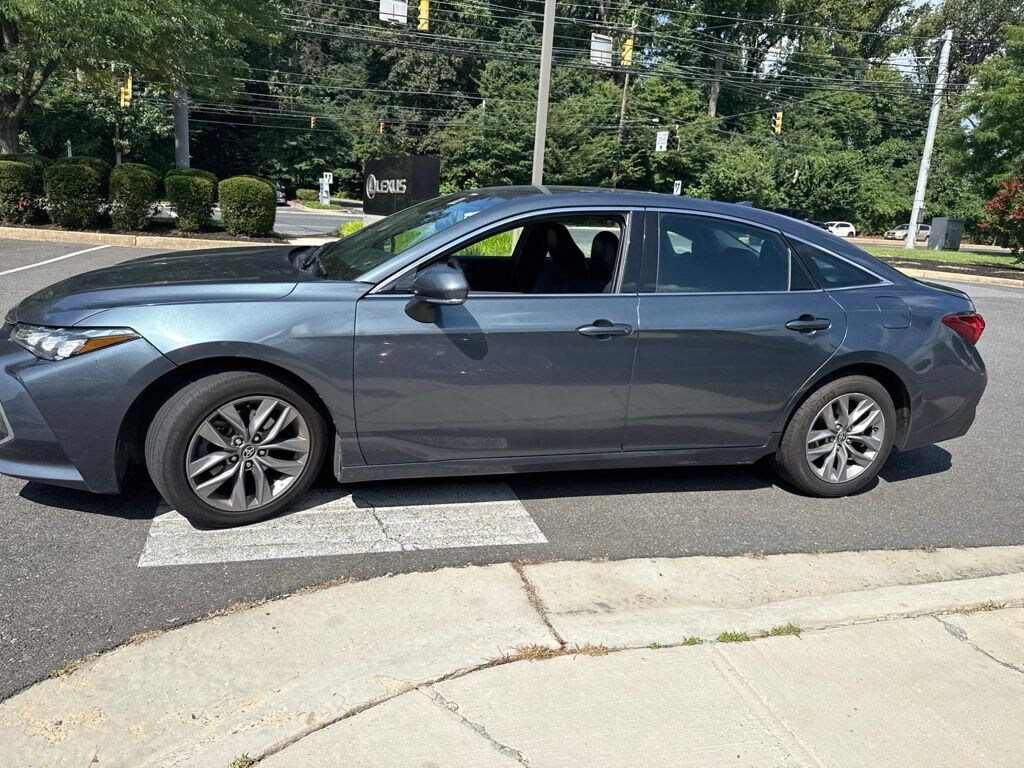 Used 2022 Toyota Avalon XLE Sedan