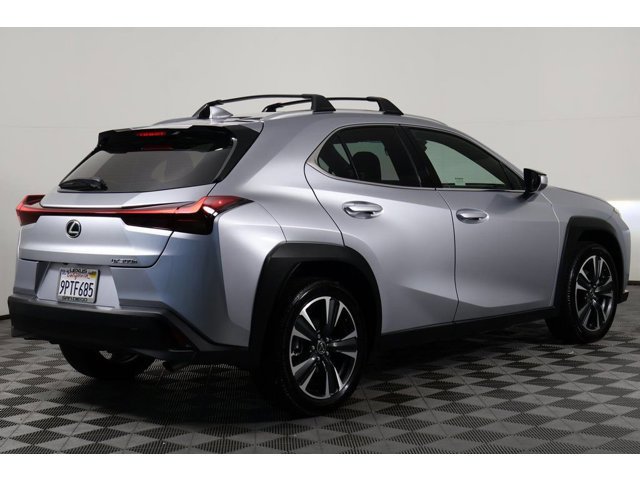 2025 Lexus UX photo 4