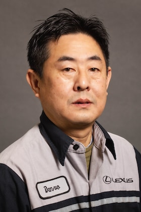 Staff member Dan Vo from ID_6309b35e5edc