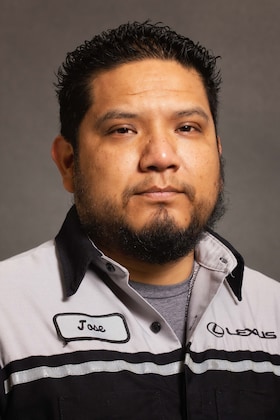 Staff member Jose Chavez from ID_6309b35e5edc
