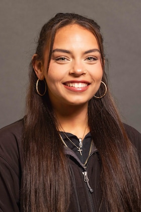 Staff member Niomi Littleton from ID_9f17baec84c3