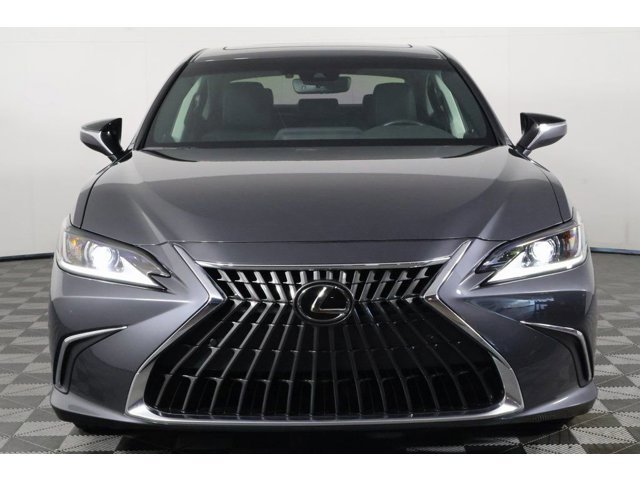 2025 Lexus ES 300h Base photo 2
